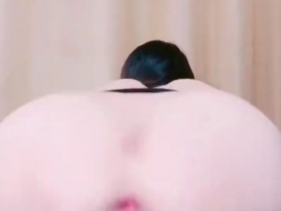 Em gái lồn xinh thủ dâm lút cán với sex toy