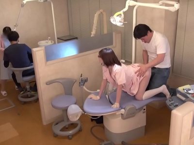 Cô y tá dâm đãng Fukada Eimi bị chịch doggy tung lồn quá đã