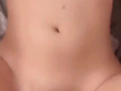 Học sinh nằm ngoan cho thằng bồ đụ bướm phê nứng quá