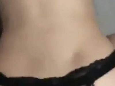 Bé yêu mặc quần lọt khe vào cho anh bồ doggy sướng quá
