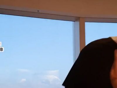 Vừa làm tình vừa ngắm cảnh cùng bé gái dâm bú cu sướng phê