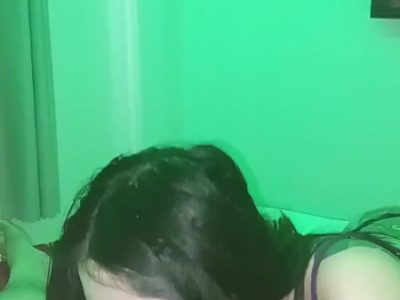 Bóc bánh trả tiền con em phò múp xăm trổ