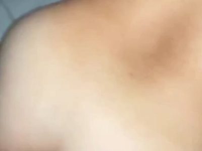 Đưa vợ bạn vào nhà nghỉ đụ nhau doggy