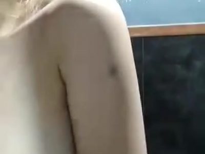 Yêu xa em gái múp show hàng cho thằng bồ thủ dâm