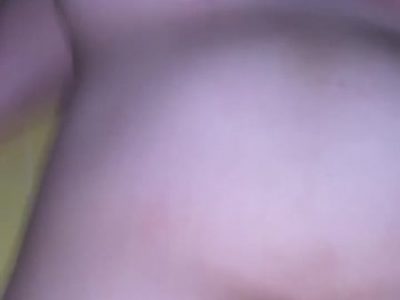 Vừa đụ vừa được em liếm chân cực nứng