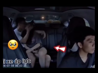 Cặp đôi không kiềm được tính đụ nhau trên xe