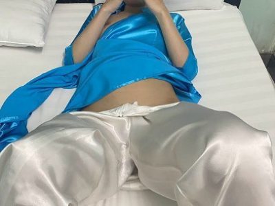 Đeo bao địt tung lồn cô giáo lồn dâm cực phê
