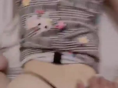 Threesome đụ gái mình dây ngon nứng doggy quá đỉnh
