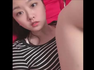 Em học sinh lồn dâm khát buồi tự sướng cực phê sướng rên