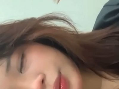 Chịch cô em 2k6 xinh gái dâm nứng khát tình