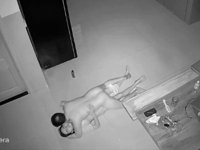 Chịch cô em ngon lành phê dồn dập
