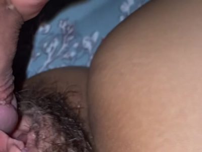 Phim sex tự quay cận cảnh đâm buồi vào lồn múp