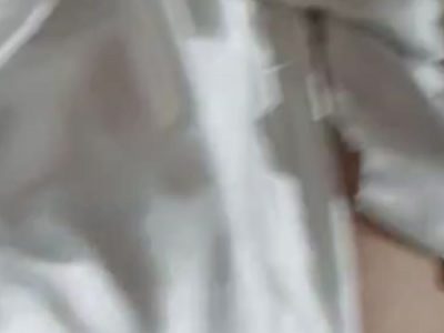 Xé quần đụ em nữ sinh áo dài tê bướm