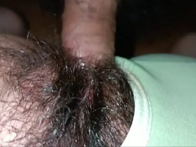 Cận cảnh địt con vợ lồn lắm lông cực đã sướng tê buồi