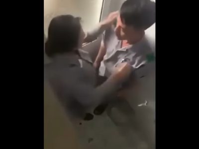 Quay lén cặp đôi đanh hú hí trong nhà wc
