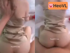 Doggy em cực phẩm dnags ngon sướng rên cực sướng