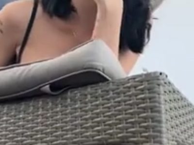 Em gái dâm đi du lịch nhưng cũng không quên quay clip show hàng lồn dâm