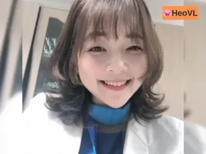 Điyj tung lồn bé nhân viên văn phòng cực phê sướng rên
