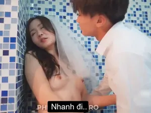 Lén nện chị dâu trong nhà tắm sướng buồi quá