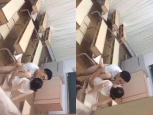 Quay lén em ghệ ngọt nước lồn dâm đang địt với bạn học