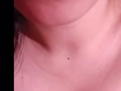 Cận cảnh cái lồn múp em Hiền xinh gái 2k10 ngon múp