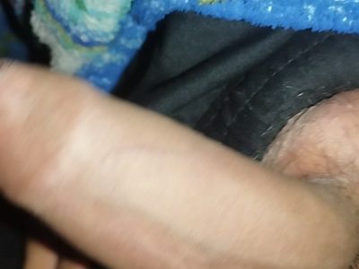 Buồi cong thèm đụ, hữu duyên xin được bl các em