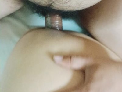 Nằm nghiêng gái nứng bị thằng ghệ đụ lồn siêu đã