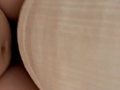 Bé mới lớn ngon dâm nứng gợi tình cưỡi ngựa bóp vú đã