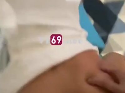 Doggy con bạn dâm dục hàng non trong bộ áo dài trắng
