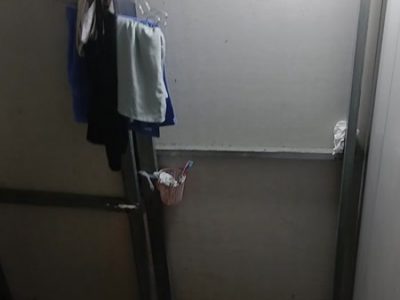 Bà chị gái hàng xóm đang tắm thì bị quay trộm dâm quá