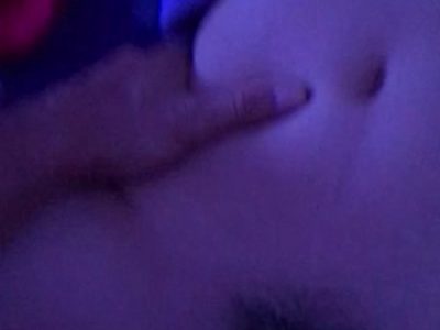 Địt nhau phê cùng con em bé yêu trong đoàn siêu đã