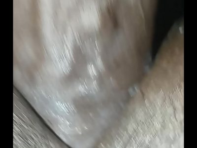 Mông bự nhún nhảy chơi con cu sướng dâm đãng