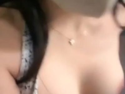 Phò ti hồng dâm đãng cùng anh grab vào nhà nghỉ phệt nhau