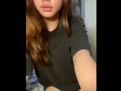 Cô em 2k5 dâm thích khoe lồn trước cam quá mê