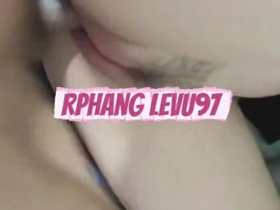 Vỗ đỏ mông cô em sinh viên rồi đụ không bao trong nhà trọ