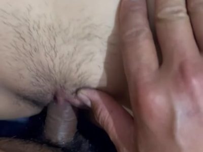 Nghịch bướm cô bé 2k8 rồi địt không bao cực phê