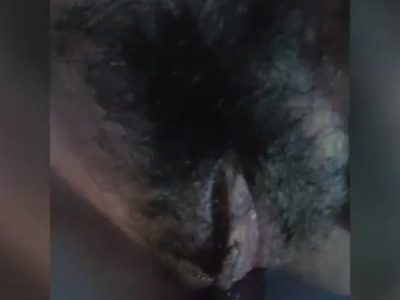 Em dâm banh chân khoe hàng bị anh yêu đụ lỗ đít phê